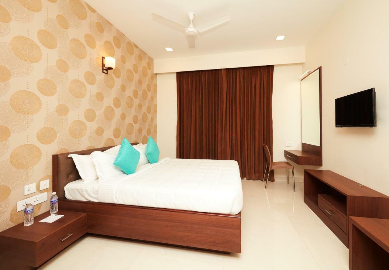 Bed & Breakfast Kamar Residences And Banquets 3*