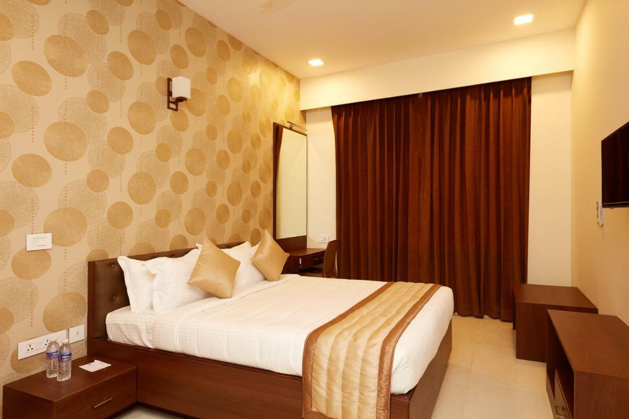 Bed & Breakfast Kamar Residences And Banquets Chennai